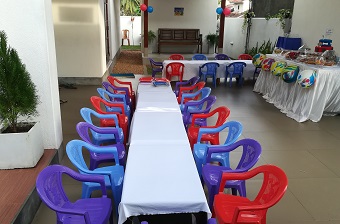 Kid's table and chairs